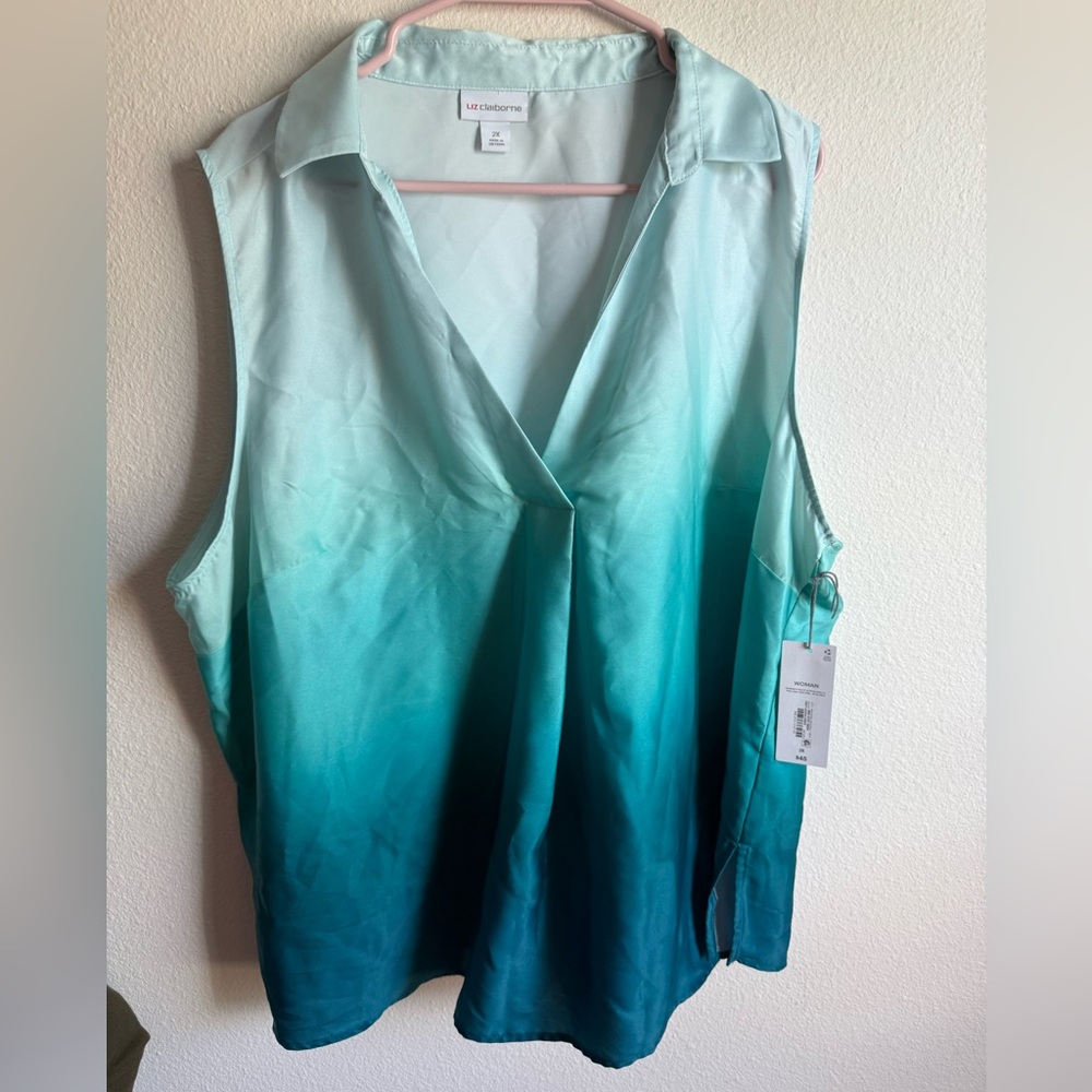 Liz Claiborne Blue Ombre Sleeveless Blouse